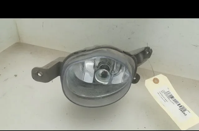 Phare antibrouillard avant gauche Chevrolet CAPTIVA (C100, C140) 2.0 d (2007) occasion