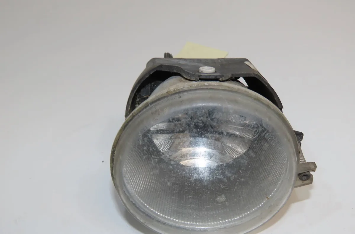 Phare antibrouillard avant gauche Chrysler 300C Touring (LX, LE) 3.0 crd (2005-2010) occasion
