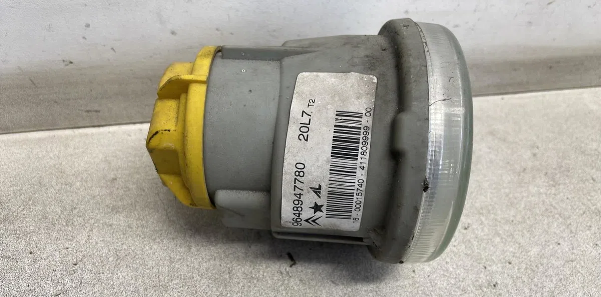 Phare antibrouillard avant gauche Citroen C3 I (FC_, FN_) 1.4 hdi (2003-2011) 5 portes occasion