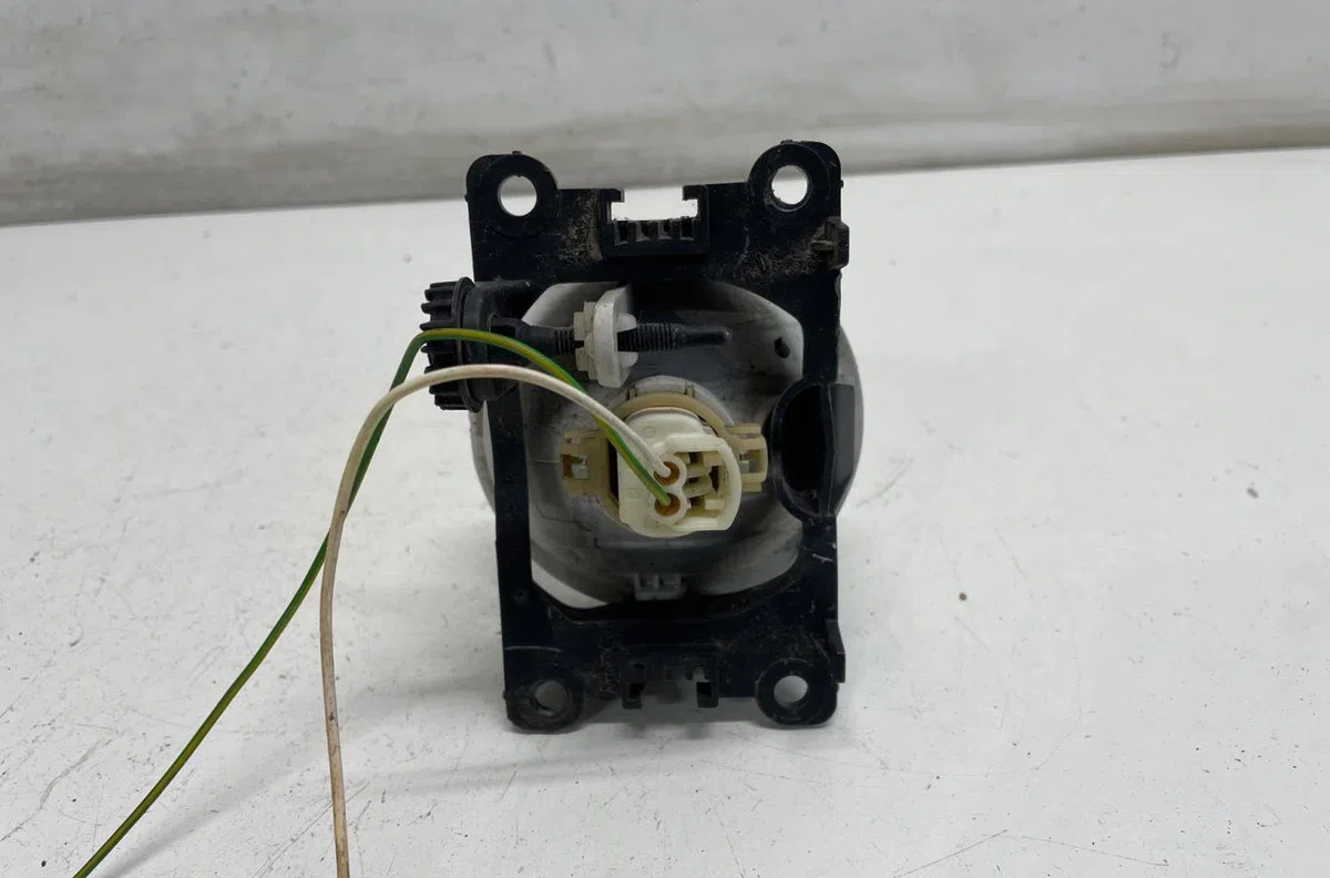 Phare antibrouillard avant gauche Citroen C3 II (SC_) 1.4 vti 95 (2009) occasion