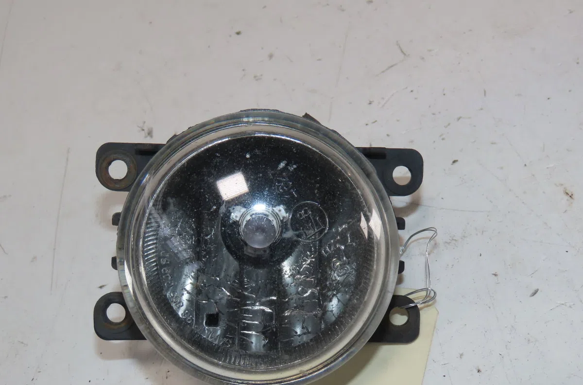 Phare antibrouillard avant gauche Citroen C4 PICASSO I Monospace (UD_) 1.6 hdi (2007-2013) 5 portes occasion