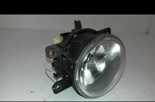 Phare antibrouillard avant gauche Citroën C4 PICASSO I Monospace (UD_) 2.0 hdi 150 (2009-2013) 5 portes occasion