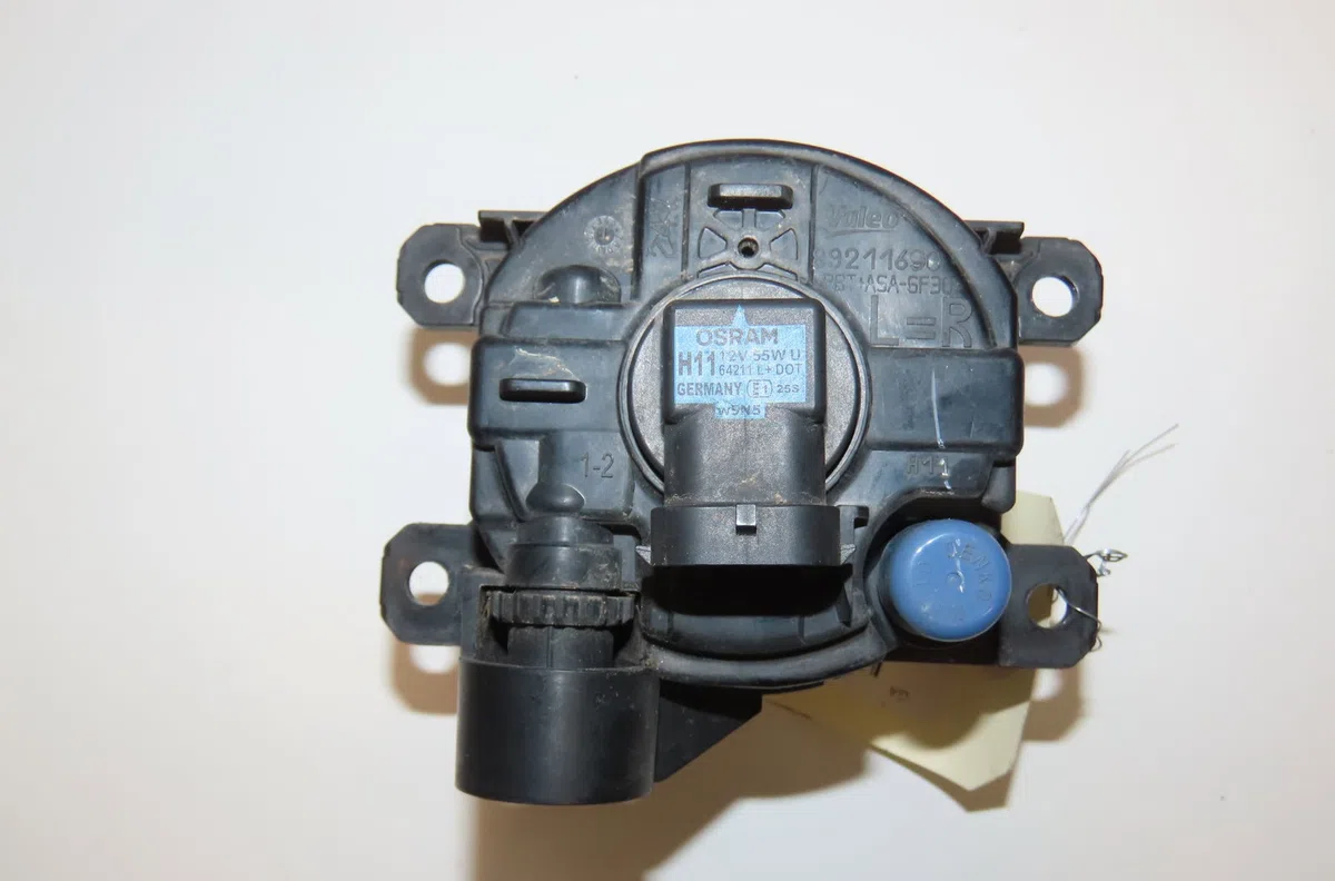 Phare antibrouillard avant gauche Citroen C4 PICASSO II 2.0 bluehdi 150 (2013) occasion