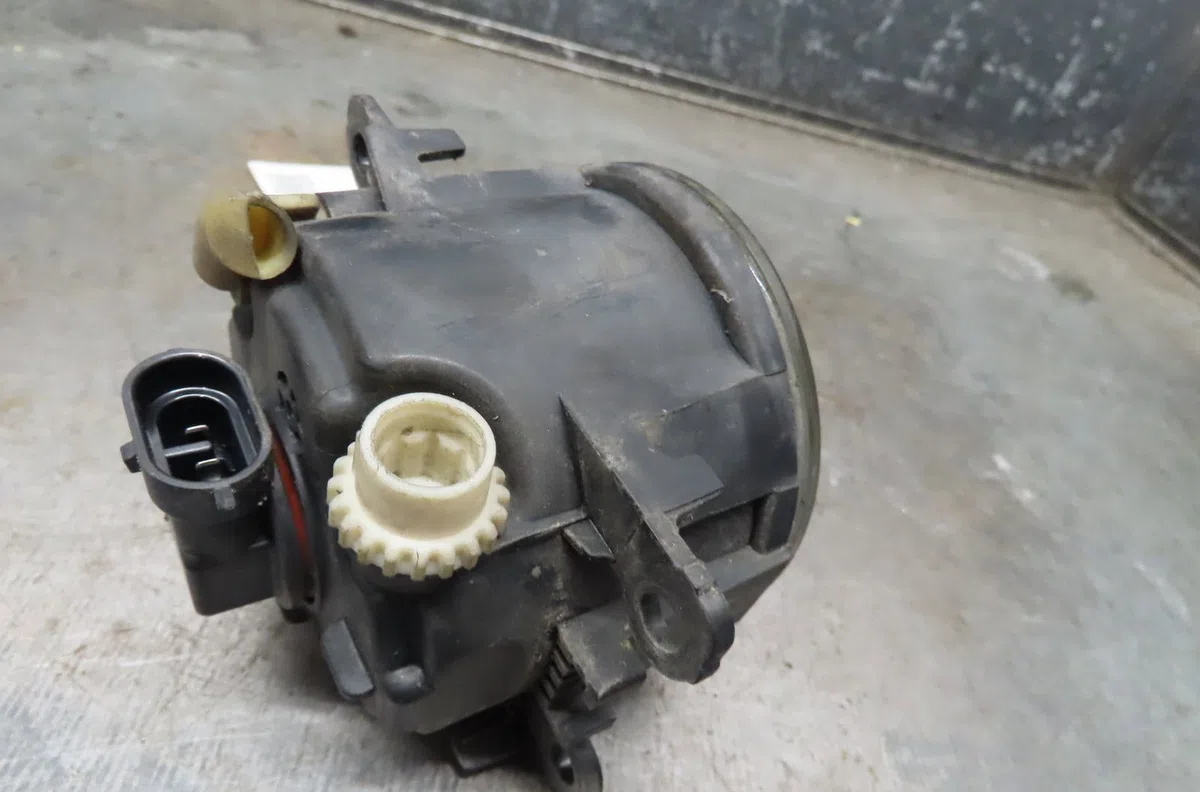 Phare antibrouillard avant gauche Citroën C6 (TD_) 2.7 hdi (2005-2011) occasion