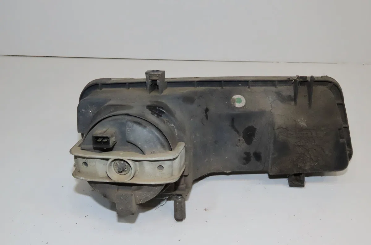 Phare antibrouillard avant gauche Citroen EVASION Monospace (22, U6) 2.0 hdi (1999-2002) occasion