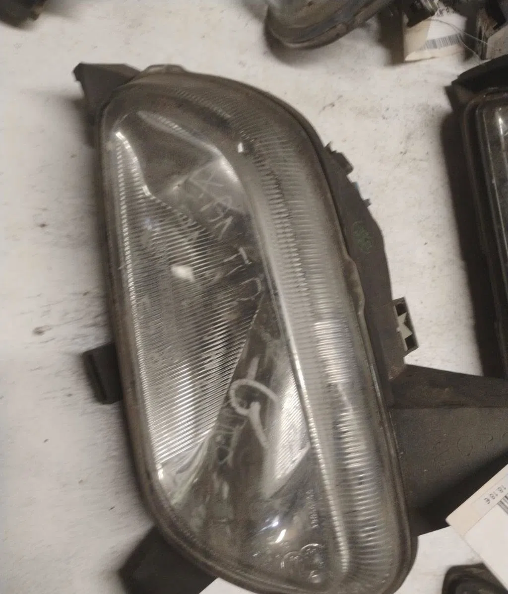Phare antibrouillard avant gauche Citroen XANTIA (X1_, X2_) 2.0 hdi 109 (1999-2003) occasion