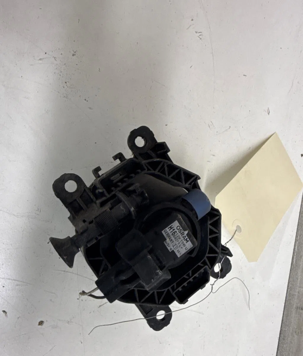 Phare antibrouillard avant gauche Dacia DUSTER (HS_) 1.5 dci (2010-2018) occasion