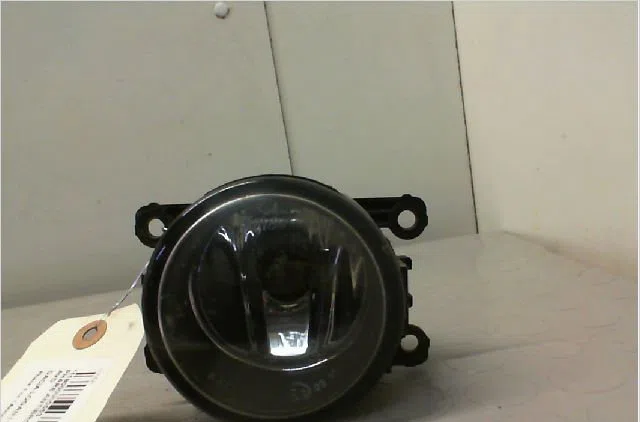 Phare antibrouillard avant gauche DACIA LOGAN I Phase 1 06-2005--06-2008 1.6i 16v occasion