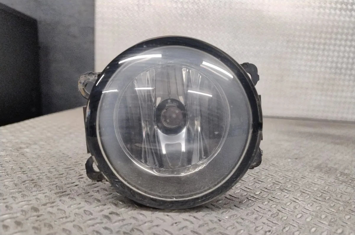 Phare antibrouillard avant gauche DACIA LOGAN MCV 1 LOGAN MCV 1 PHASE 2 BREAK occasion
