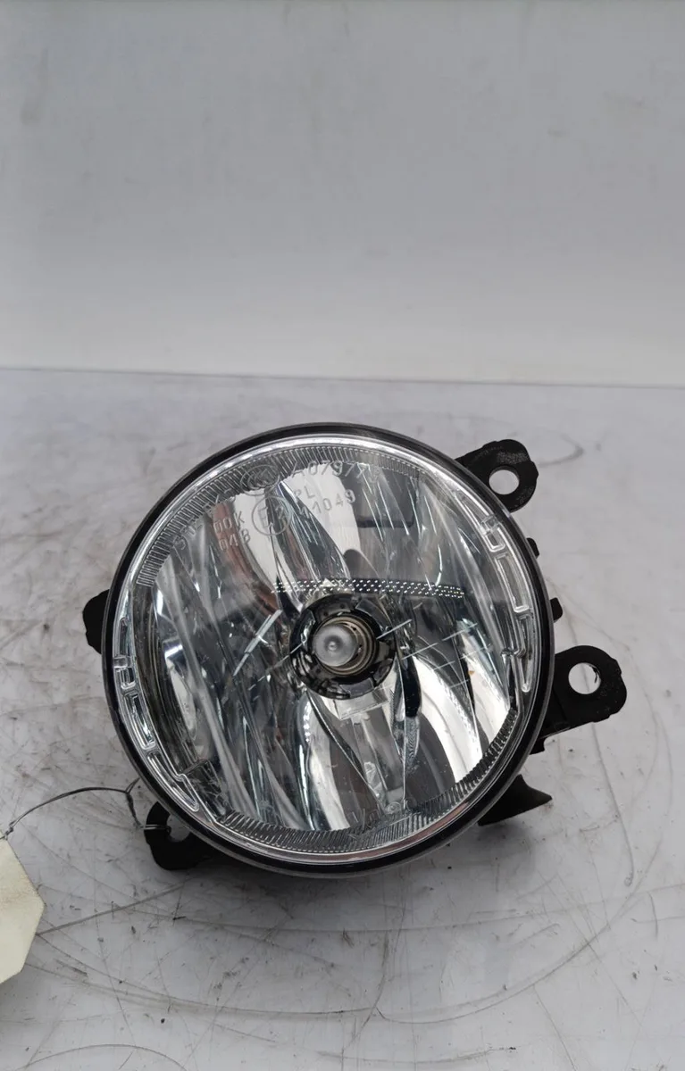 Phare antibrouillard avant gauche DACIA SANDERO 3 STEPWAY occasion