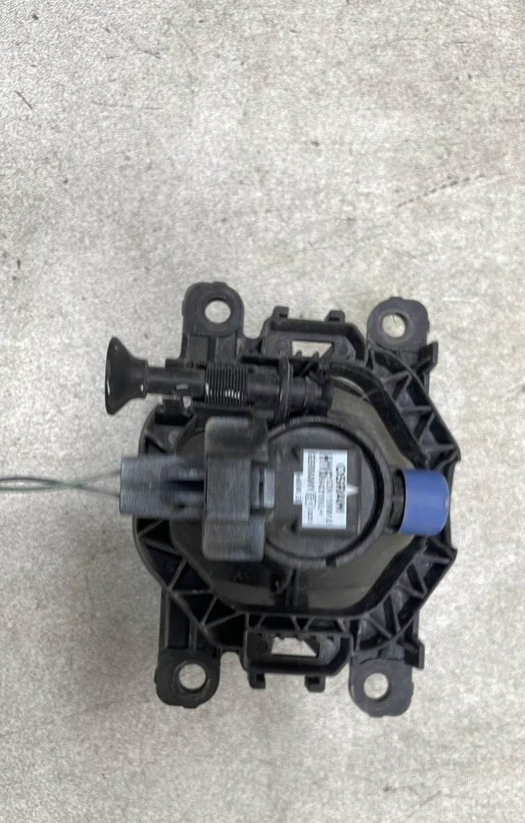 Phare antibrouillard avant gauche Dacia SANDERO II 1.0 sce 75 (b8jc, b8jd) (2016) occasion