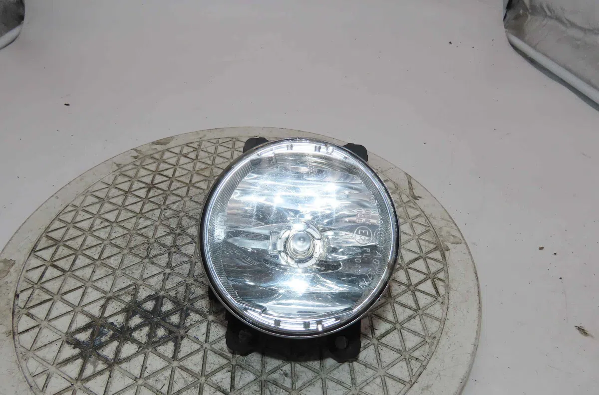 Phare antibrouillard avant gauche DACIA SANDERO II occasion