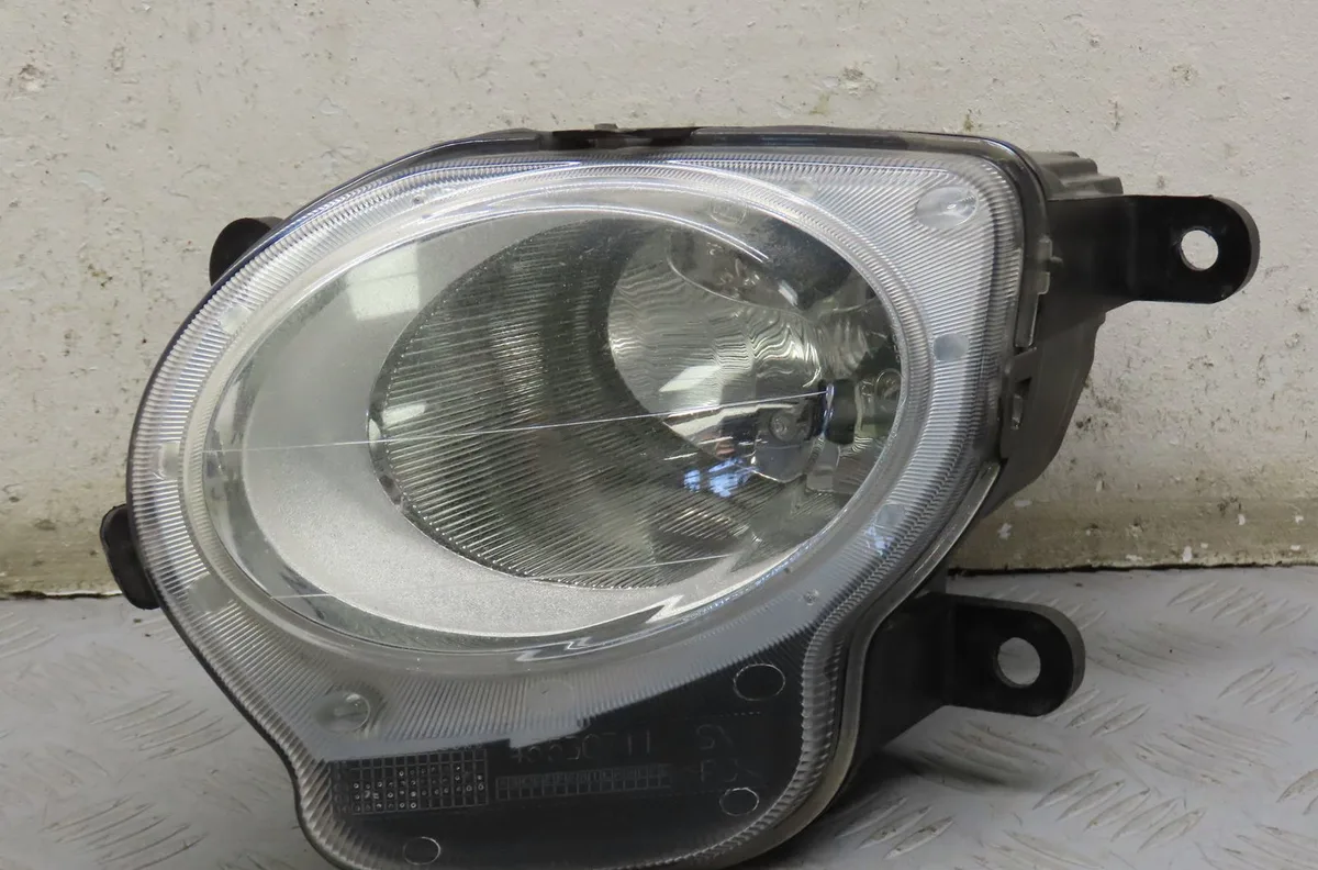 Phare antibrouillard avant gauche Fiat 500 (312_) 1.2 (312axa1a) (2007) 3 portes occasion