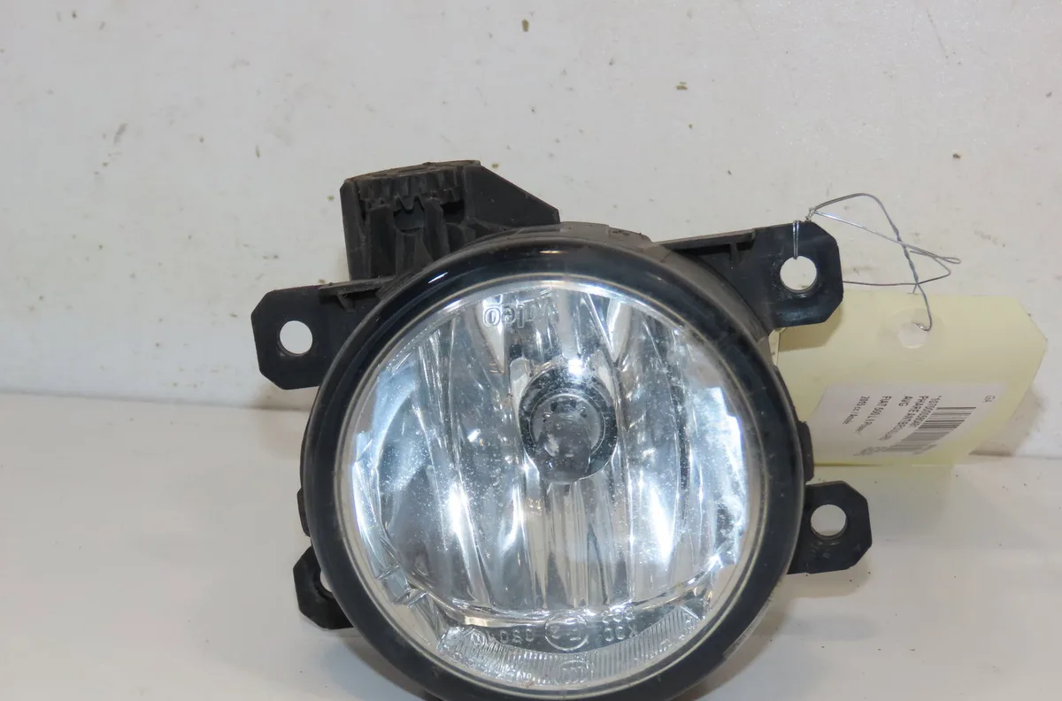 Phare antibrouillard avant gauche Fiat 500L (351_, 352_) 1.3 d multijet (199lxy1a, 199lxy11) (2012) occasion