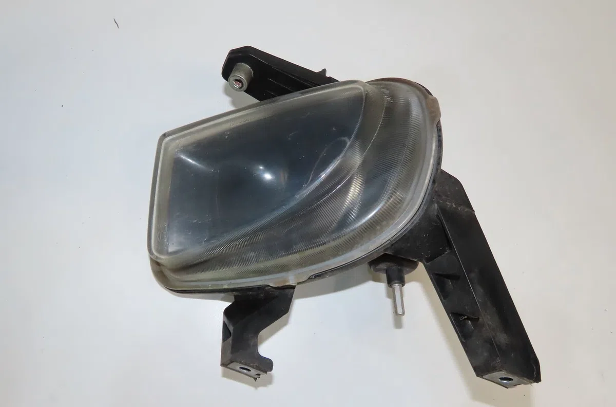Phare antibrouillard avant gauche Fiat GRANDE PUNTO (199_) 1.3 d multijet (2008) occasion