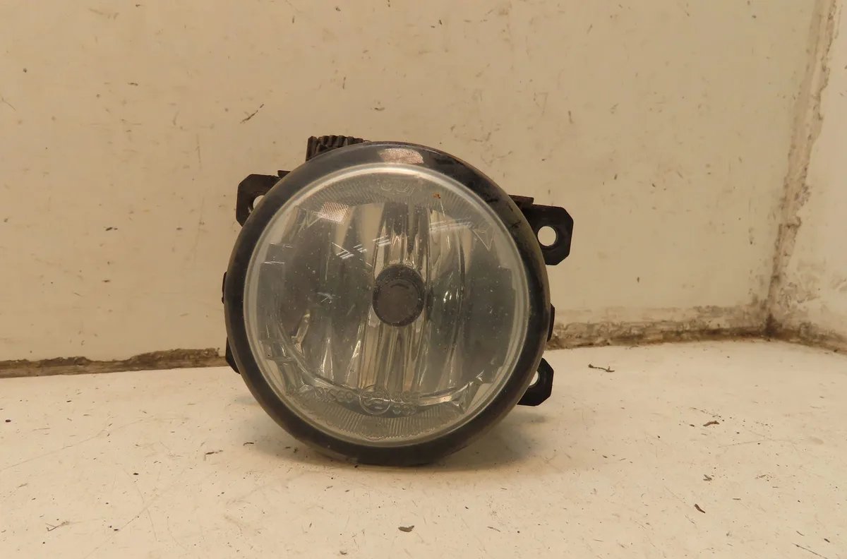 Phare antibrouillard avant gauche Fiat PUNTO EVO (199_) 1.3 d multijet (199axc1a, 199bxc1a, 199axt1a, 199bxt1a) (2009-20