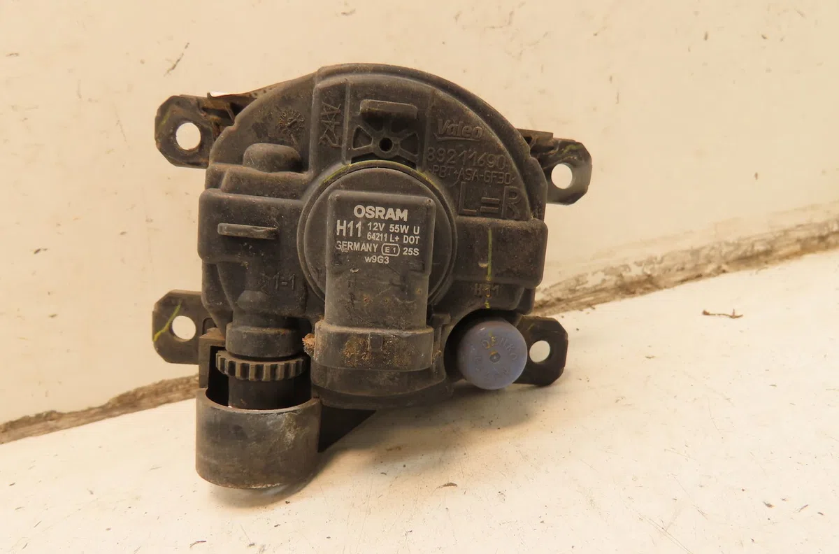 Phare antibrouillard avant gauche Fiat PUNTO EVO (199_) 1.3 d multijet (199axc1a, 199bxc1a, 199axt1a, 199bxt1a) (2009-20