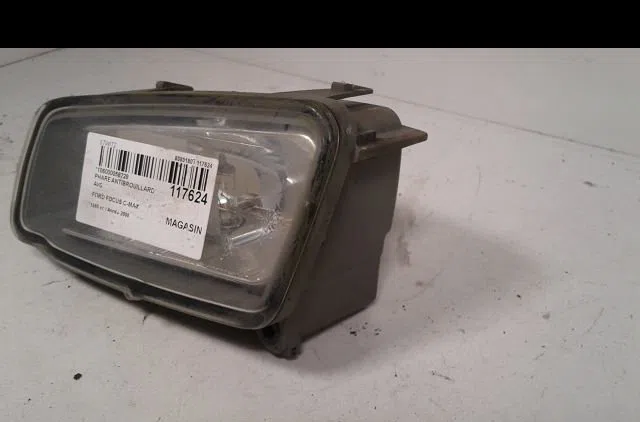 Phare antibrouillard avant gauche Ford C-MAX (DM2) 1.6 tdci (2007-2010) 5 portes occasion