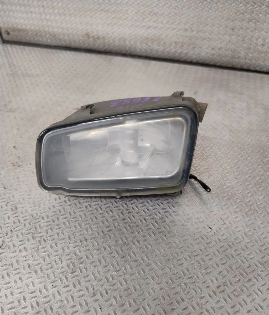 Phare antibrouillard avant gauche Ford C-MAX (DM2) 1.8 tdci (2007-2010) 5 portes occasion
