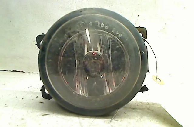 Phare antibrouillard avant gauche Ford FIESTA V (JH_, JD_) 1.6 tdci (2004-2008) occasion