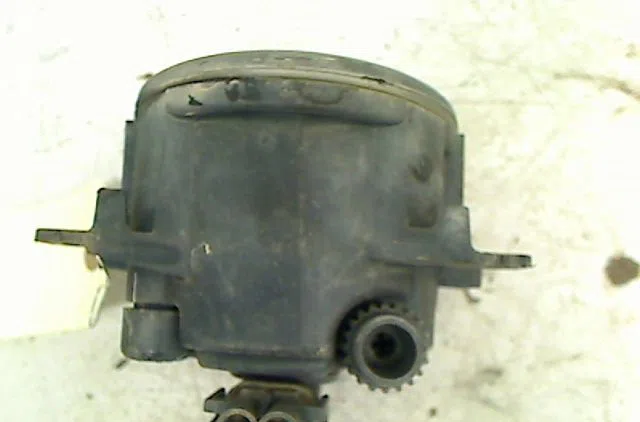Phare antibrouillard avant gauche Ford FIESTA V (JH_, JD_) 1.6 tdci (2004-2008) occasion