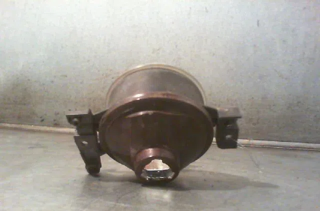 Phare antibrouillard avant gauche FORD FOCUS 2004 occasion