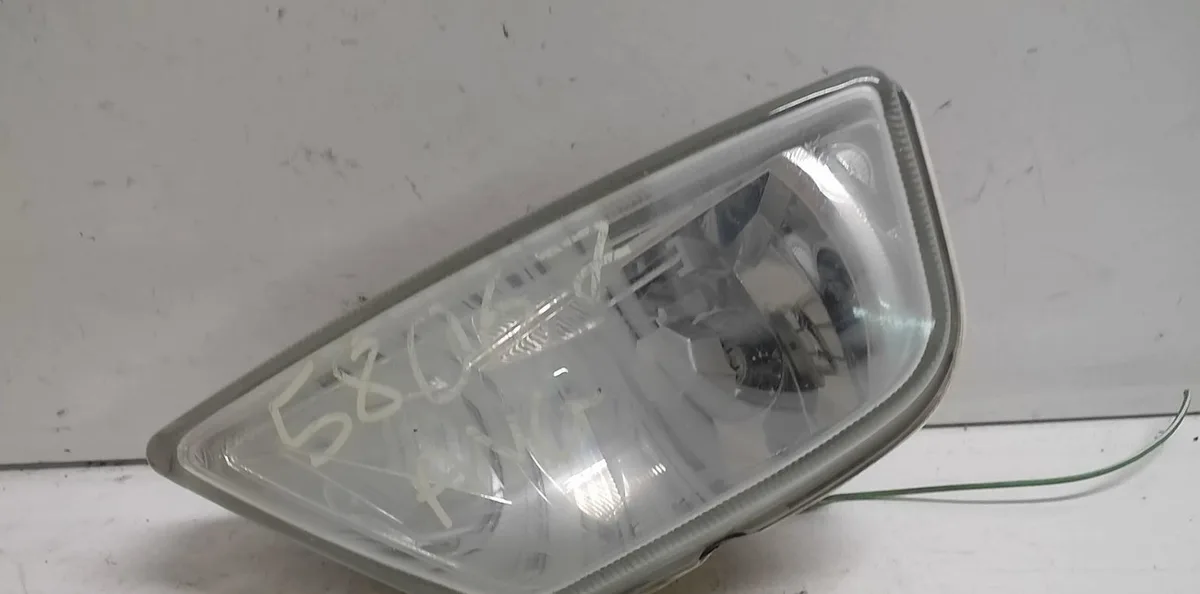 Phare antibrouillard avant gauche Ford FOCUS I (DAW, DBW) 1.8 tdci (2001-2004) occasion