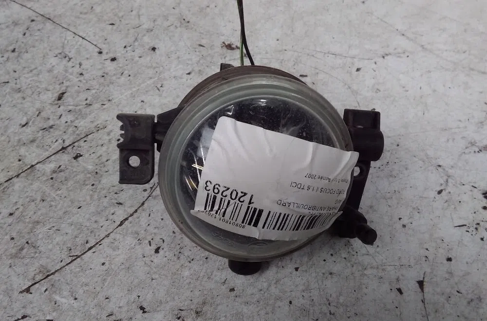 Phare antibrouillard avant gauche FORD FOCUS II 2007 occasion
