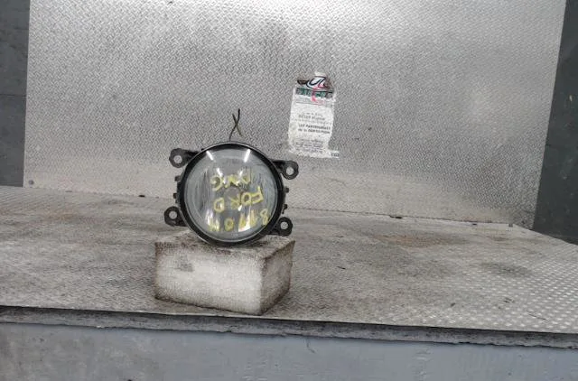 Phare antibrouillard avant gauche Ford FOCUS III 1.6 tdci (2010-2017) occasion