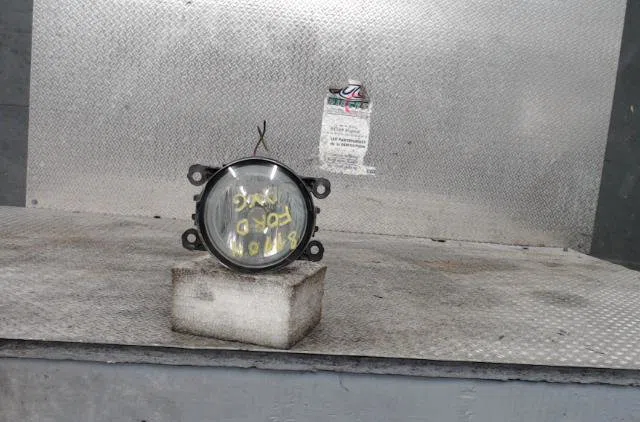 Phare antibrouillard avant gauche Ford FOCUS III 1.6 tdci (2010-2017) occasion
