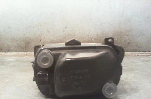 Phare antibrouillard avant gauche FORD MONDEO 1996 occasion
