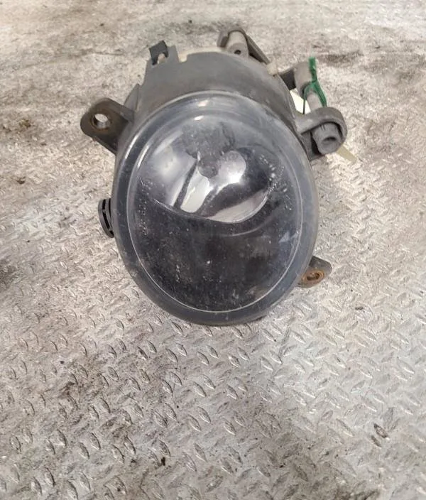 Phare antibrouillard avant gauche Ford MONDEO III (B5Y) 2.0 16v tddi - tdci (2000-2007) 5 portes occasion