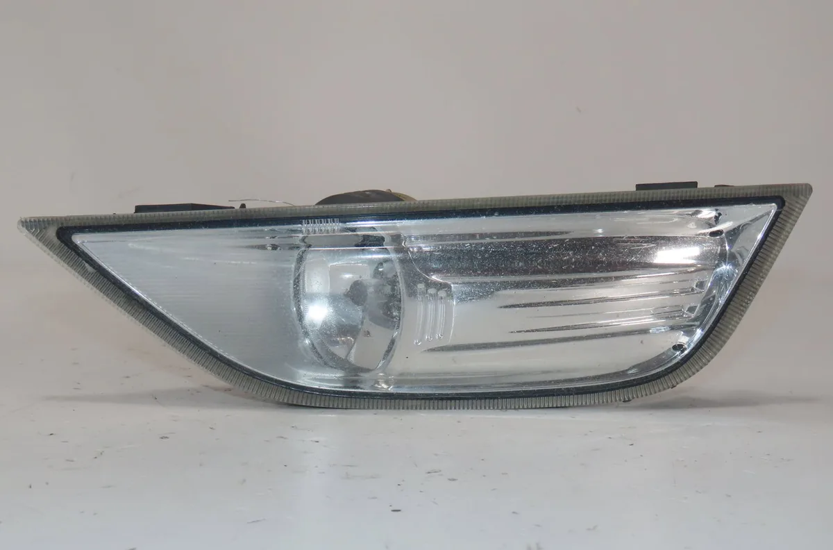 Phare antibrouillard avant gauche Ford MONDEO IV (BA7) 1.6 tdci (2011-2015) occasion