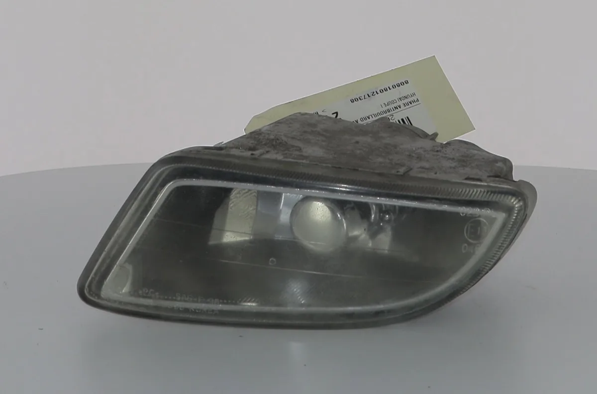 Phare antibrouillard avant gauche Hyundai COUPE I (RD) 1.6 16v (1998-2002) occasion