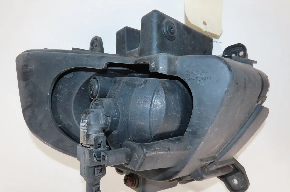 Phare antibrouillard avant gauche Hyundai I30 (FD) 1.6 crdi (2007-2011) occasion