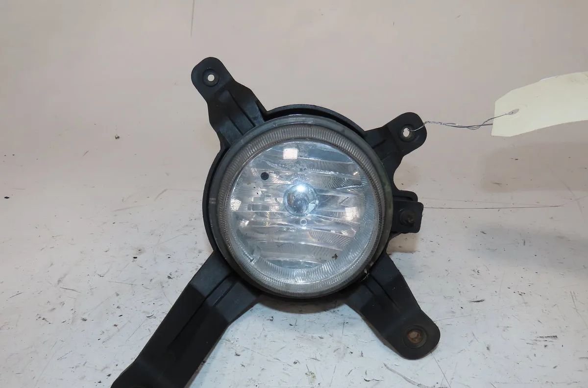 Phare antibrouillard avant gauche Hyundai Ix35 (LM, EL, ELH) 1.7 crdi (2010) 5 portes occasion