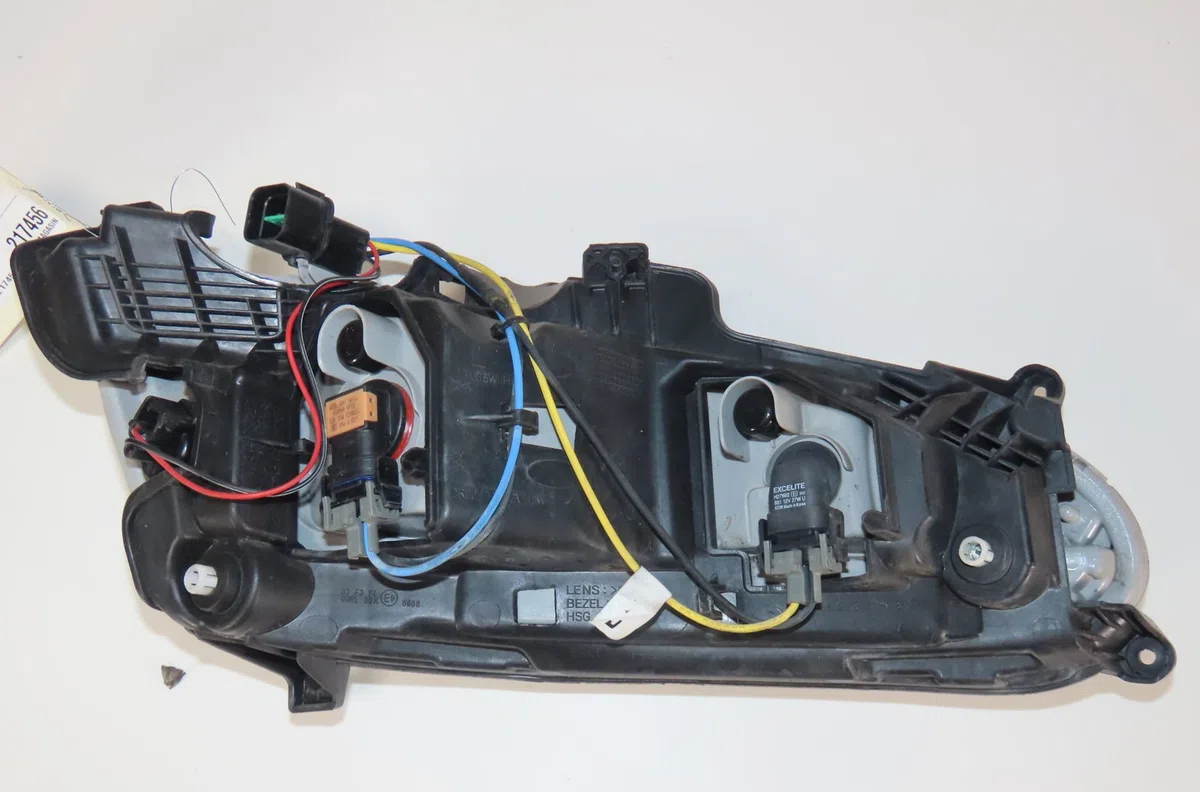 Phare antibrouillard avant gauche Hyundai SANTA FÉ III (DM, DMA) 2.2 crdi 4wd (2012-2015) occasion