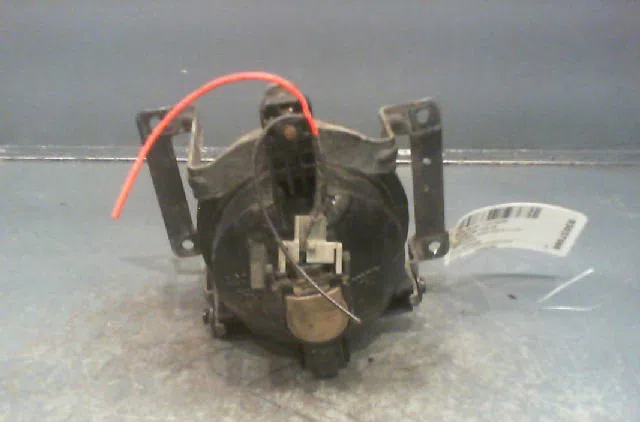 Phare antibrouillard avant gauche Hyundai TUCSON (JM) 2.0 crdi traction intégrale (2004-2010) 5 portes occasion