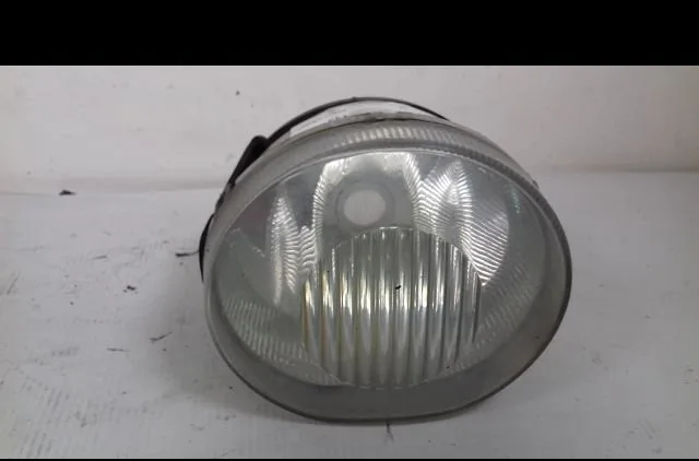 Phare antibrouillard avant gauche Jeep CHEROKEE (KJ) 2.8 crd 4x4 (2004-2008) occasion
