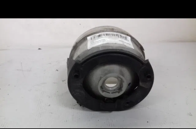Phare antibrouillard avant gauche Jeep CHEROKEE (KJ) 2.8 crd 4x4 (2004-2008) occasion