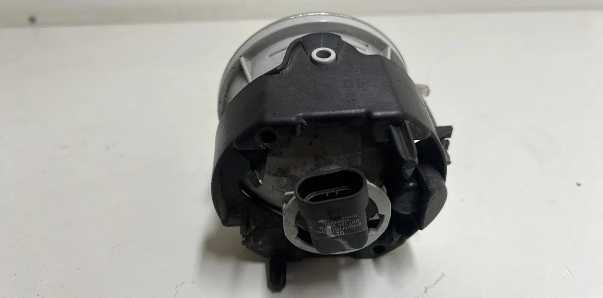 Phare antibrouillard avant gauche Jeep COMPASS (MK49) 2.4 4x4 (2006) occasion
