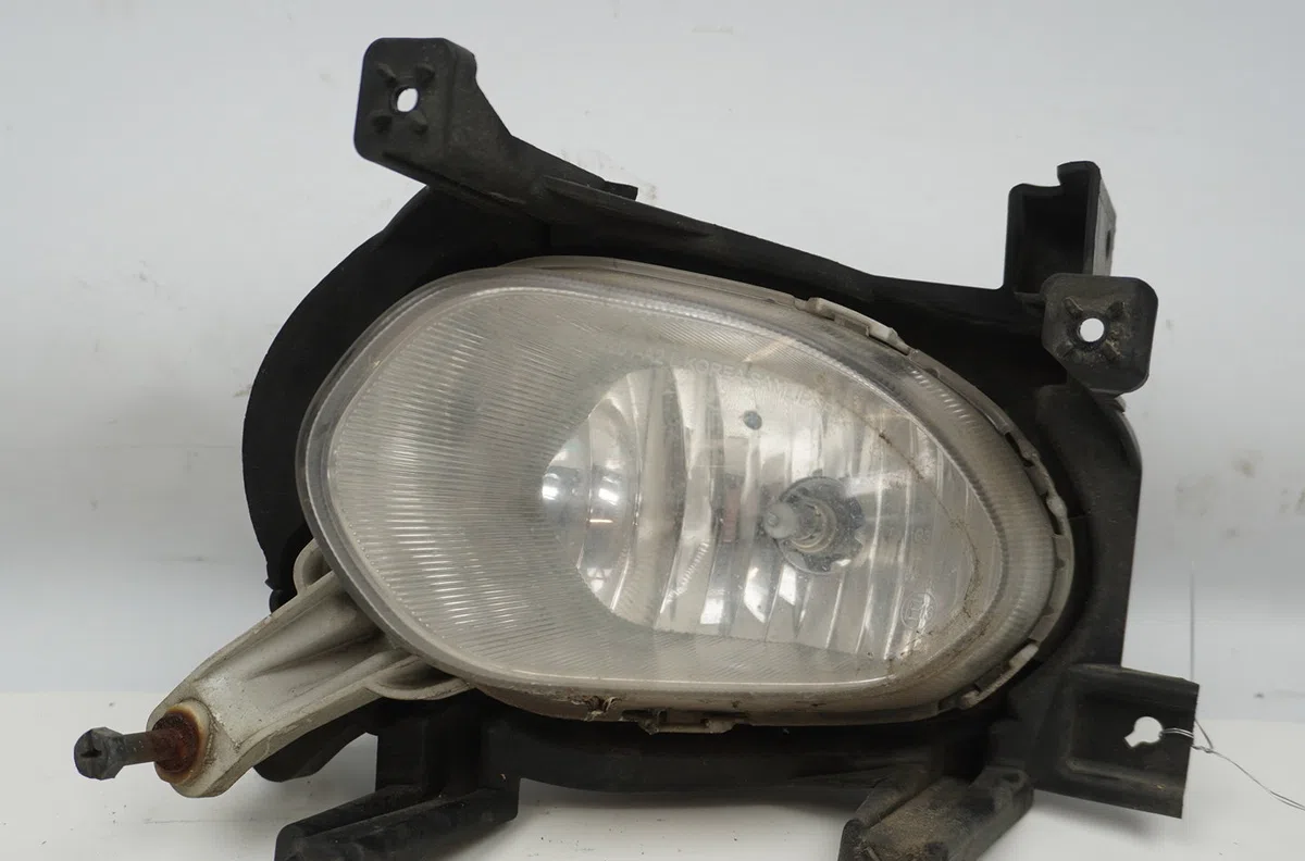 Phare antibrouillard avant gauche Kia CEE'D (JD) 1.6 crdi 128 (2012-2018) occasion