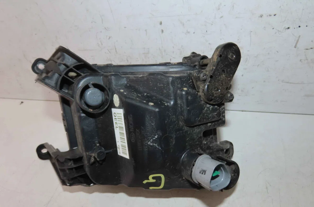 Phare antibrouillard avant gauche KIA SPORTAGE IV occasion