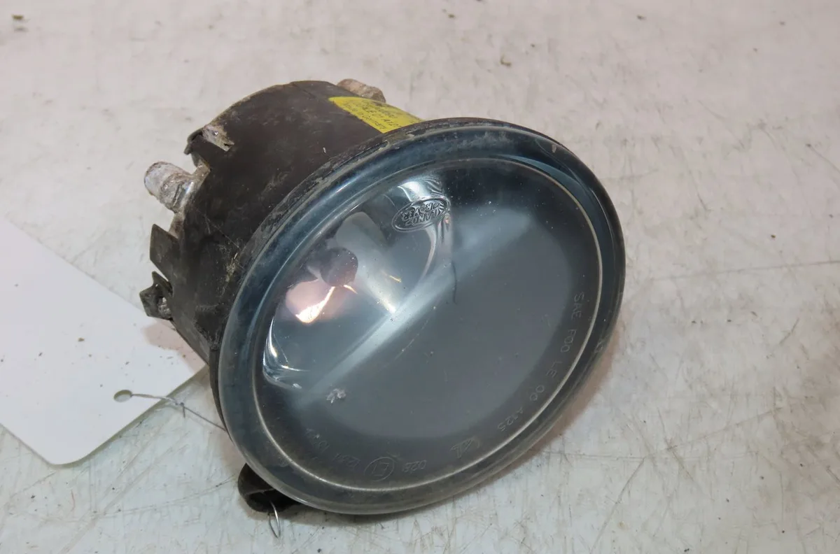 Phare antibrouillard avant gauche Land rover DISCOVERY III (L319) 2.7 td 4x4 (2004-2009) occasion