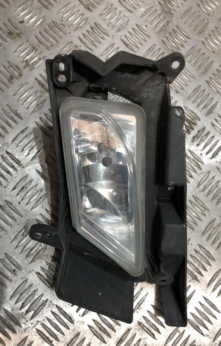 Phare antibrouillard avant gauche MAZDA 3 2 PHASE 1 occasion