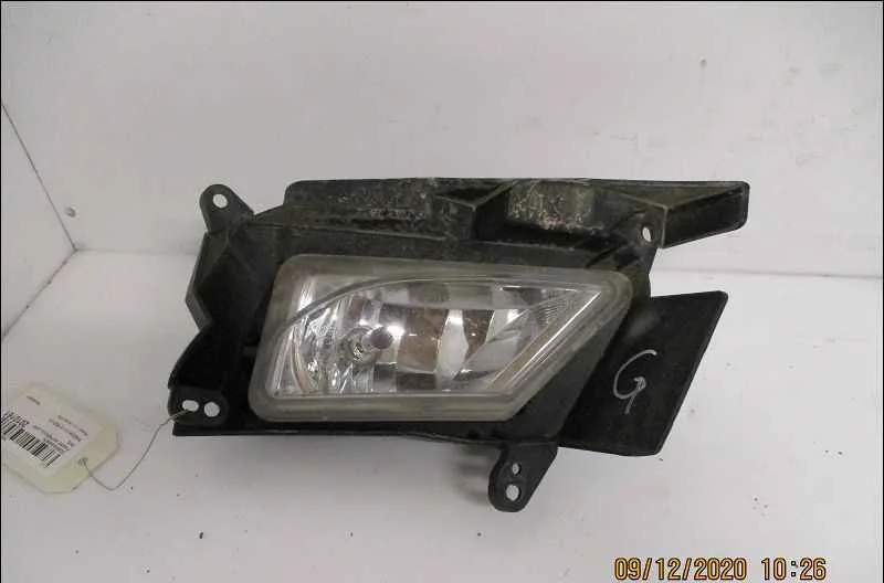 Phare antibrouillard avant gauche MAZDA 3 II occasion