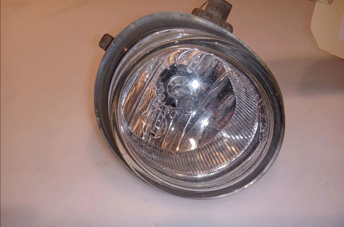 Phare antibrouillard avant gauche MAZDA MAZDA 5 I 2007 occasion