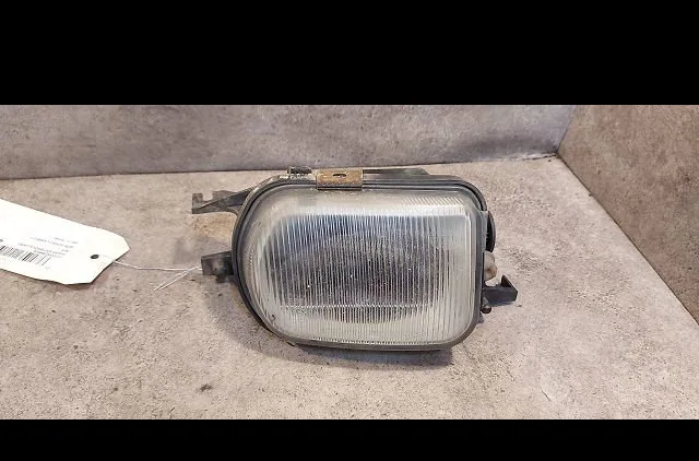 Phare antibrouillard avant gauche Mercedes-benz CLASSE C (W203) C 220 cdi (203.006) (2000-2007) occasion