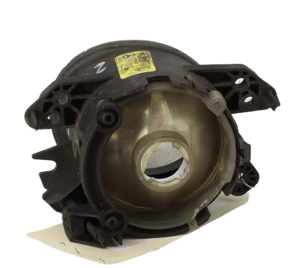 Phare antibrouillard avant gauche Mercedes-benz CLASSE C (W204) C 200 cdi (204.001) (2009-2014) occasion