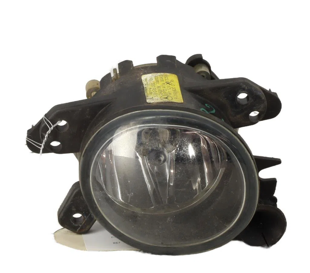 Phare antibrouillard avant gauche Mercedes-benz CLASSE C (W204) C 200 cdi (204.007, 204.006) (2007-2009) occasion